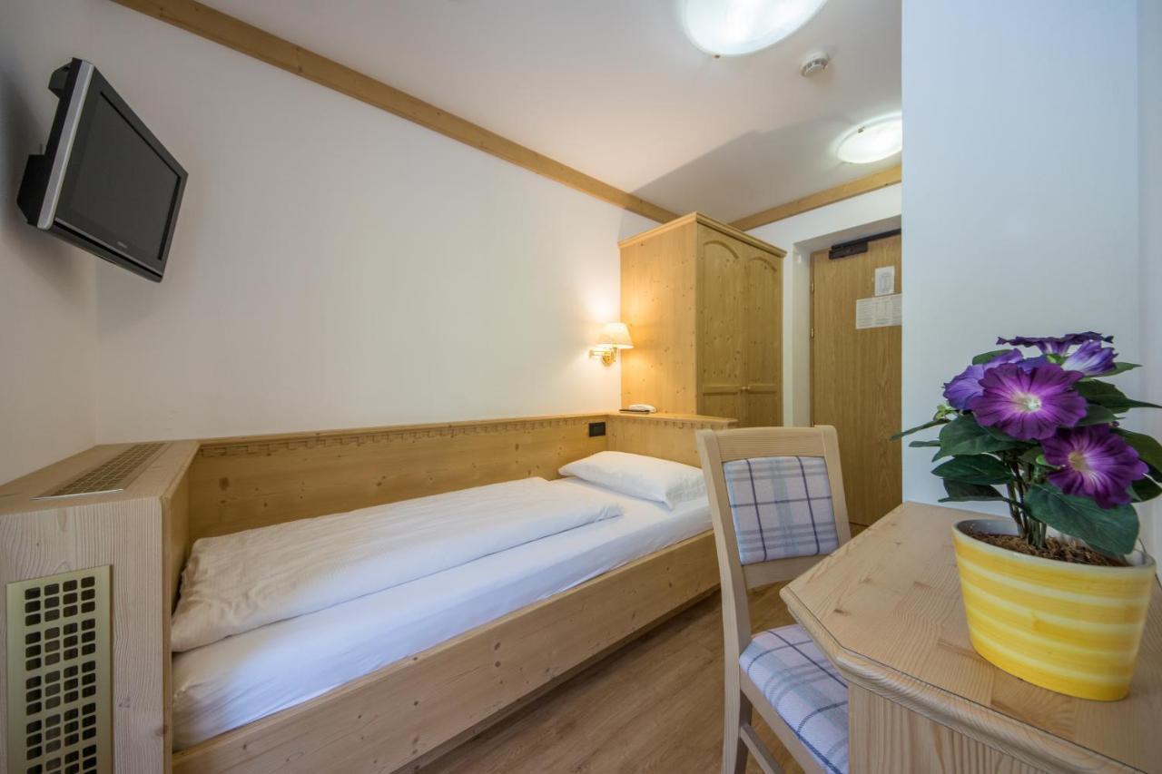 Garni Miriam Hotell La Villa  Eksteriør bilde